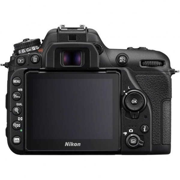 Цифровий фотоапарат Nikon D7500 18-140VR Kit (VBA510K002)