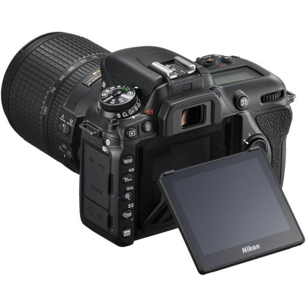 Цифровий фотоапарат Nikon D7500 18-140VR Kit (VBA510K002)
