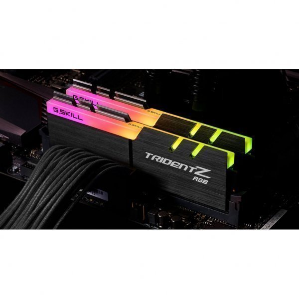 Модуль пам'яті до комп'ютера DDR4 16GB (2x8GB) 3600 MHz Trident Z RGB G.Skill (F4-3600C18D-16GTZRX)