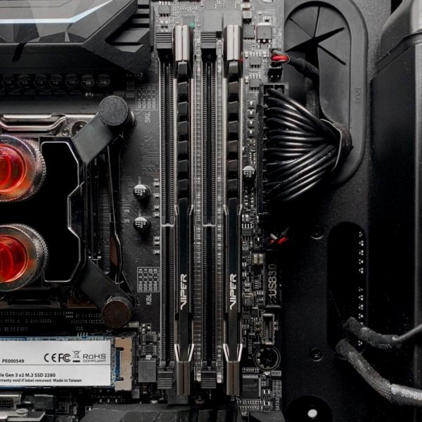 Модуль пам'яті до комп'ютера DDR4 32GB (2x16GB) 3000 MHz Viper Steel Patriot (PVS432G300C6K)