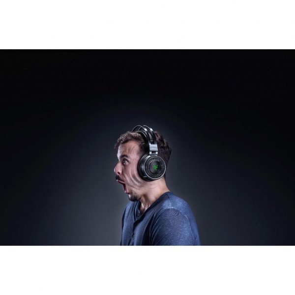 Навушники Razer Nari Ultimate (RZ04-02670100-R3M1)