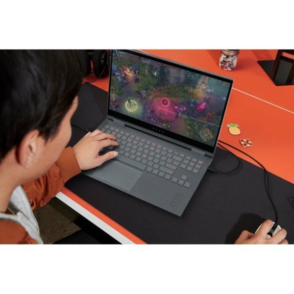 Ноутбук HP OMEN 15-en0005ua (423K1EA)