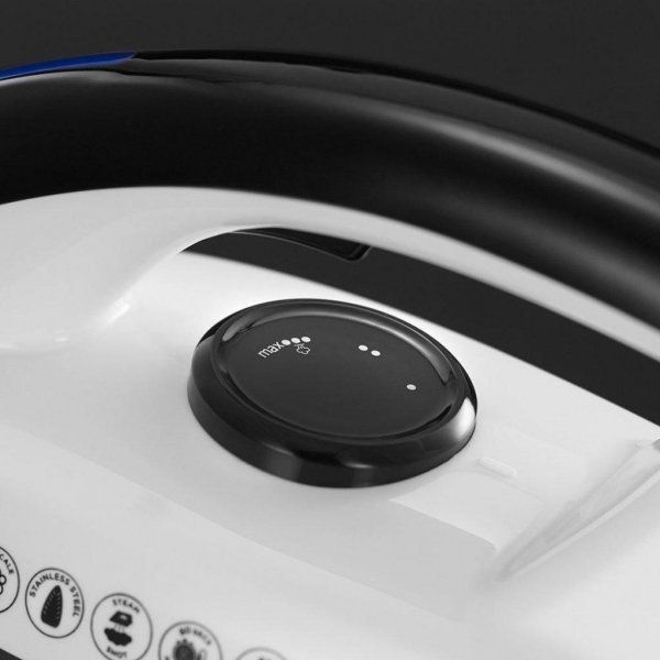 Парова станція Russell Hobbs Steam Power - Black (24420-56) Парова станція Russell Hobbs Steam Power - Black (24420-56)