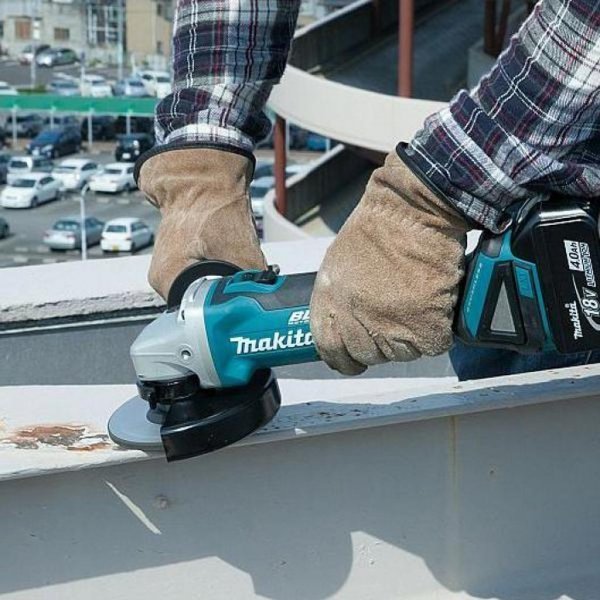 Шліфувальна машина Makita LXT (BL1830Bx4, DC18RD, Makpac4) + DGA504Z (198830-2) Шліфувальна машина Makita LXT (BL1830Bx4, DC18RD, Makpac4) + DGA504Z (198830-2)