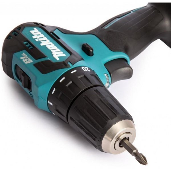 Шуруповерт Makita CXT Slider, 35 / 21Нм (без АКБ і БЖ) (DF332DZ)