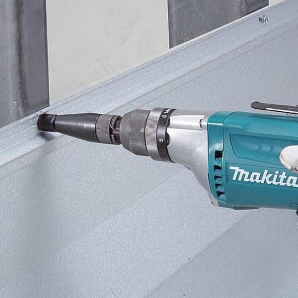 Шуруповерт Makita мережевий FS 2700, 570Вт, 0-2.500 мин, 1.8 кг (FS2700)