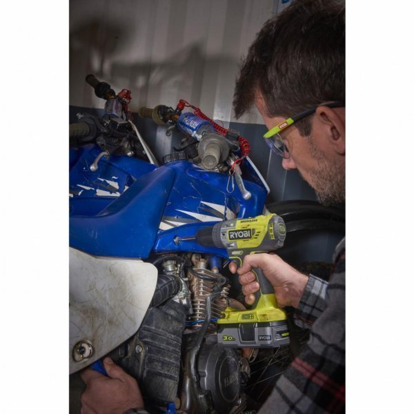 Шуруповерт Ryobi ONE+ R18PD5-0 (5133003595) Шуруповерт Ryobi ONE+ R18PD5-0 (5133003595)