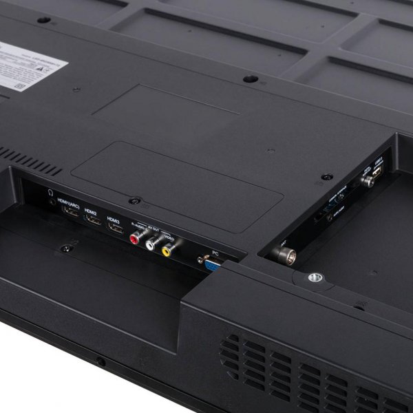 Телевізор Bravis LED-32E6000 + T2