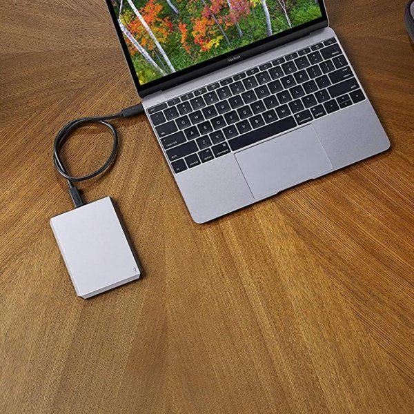 Зовнішній жорсткий диск 2.5 5TB LaCie (STHG5000402) Зовнішній жорсткий диск 2.5 5TB LaCie (STHG5000402)